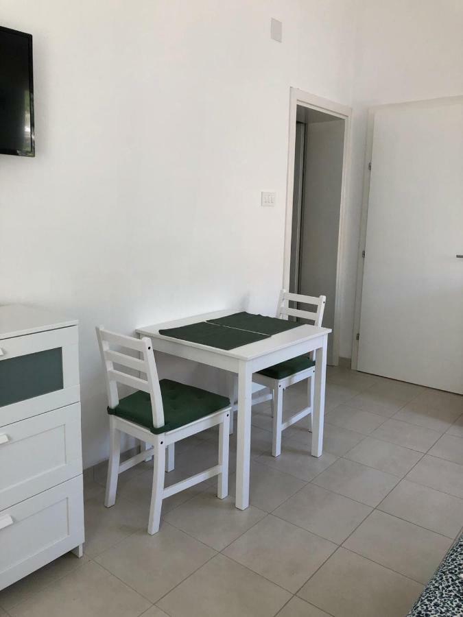 Rougemarin Apartments Сень Екстер'єр фото