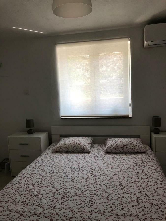 Rougemarin Apartments Сень Екстер'єр фото